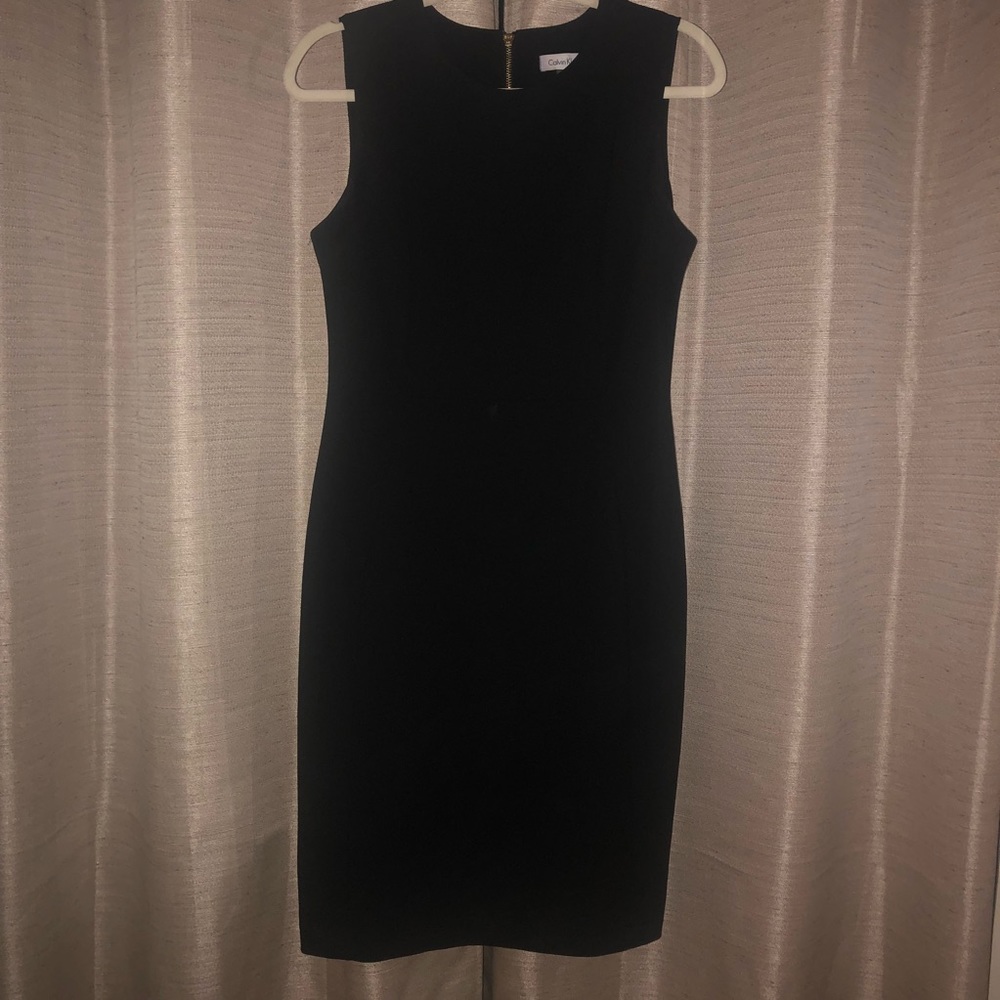 SALE ✨ Any 2 Items, 20% Off ✨ Calvin Klein // Black Pencil Dress